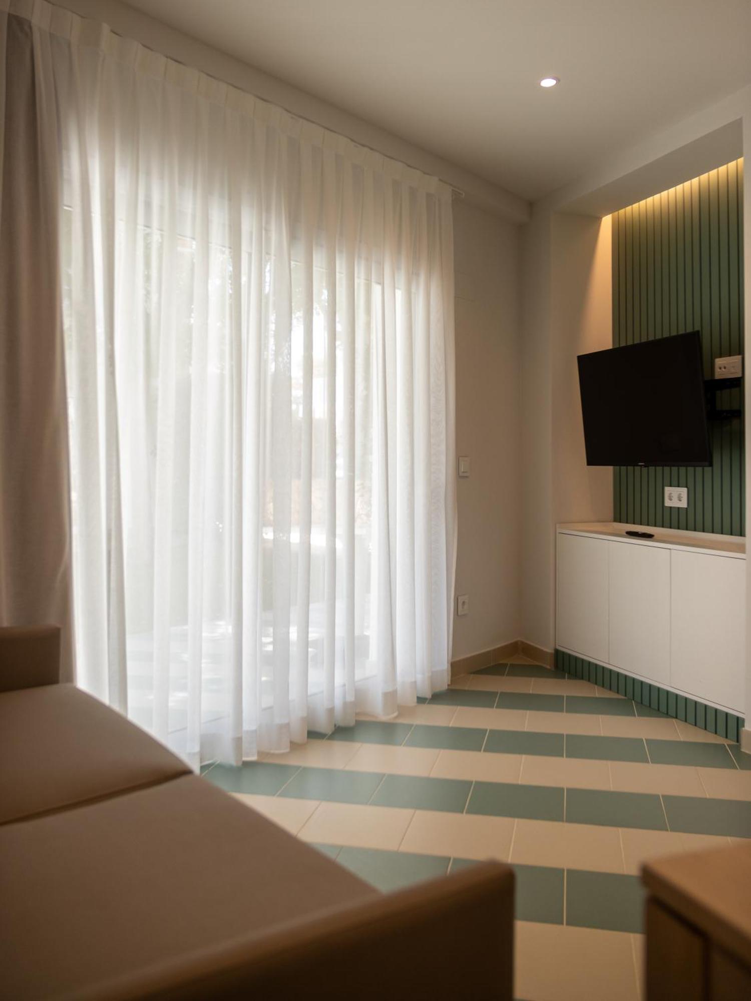 Apartamentos Sunway Arizona Sitges Eksteriør bilde